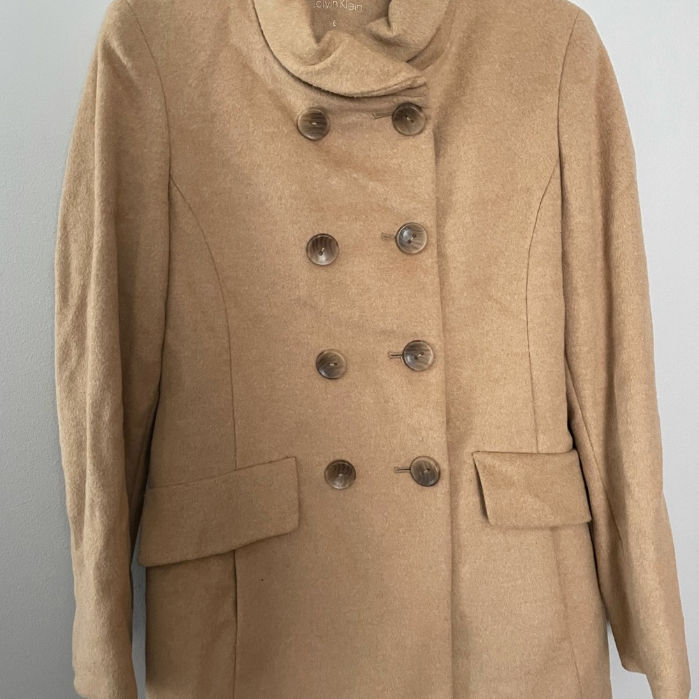 Calvin Klein tan wool coat, size 6 - Picture 4 of 15